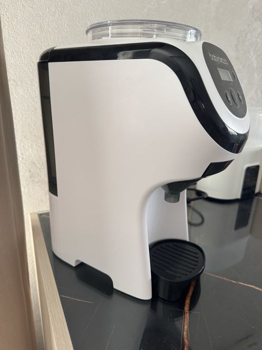 Машина для приготовления детской смеси Baby Brezza