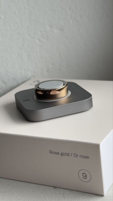 Oura ring 4, rose gold, 9, full box