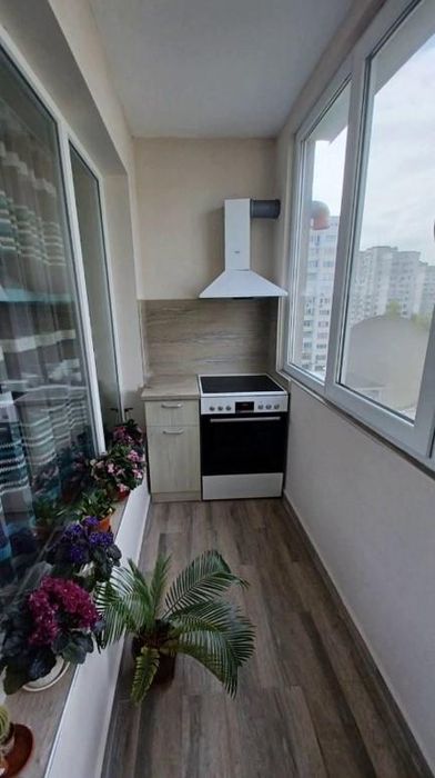 Дава се под наем Тристаен апартамент в София, Света Троица - 70 кв.м за 575 € - Снимка #9