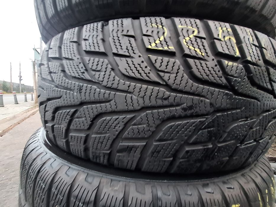 2 anvelope iarna 225/65r17 Comforser Montaj Gratuit