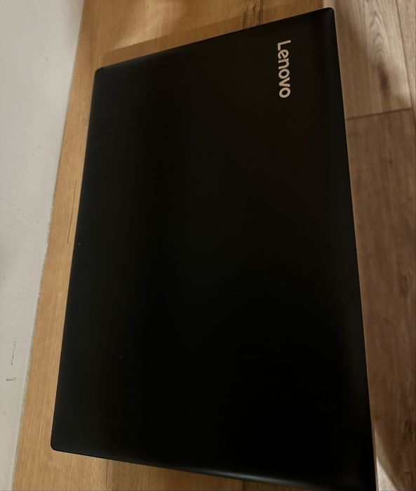 Ноутбук Lenovo продаю