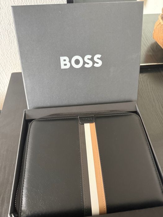 Hugo boss конферентна папка