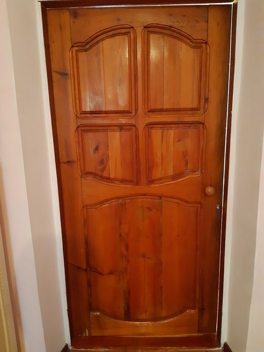 Двери дерево межкомнатние