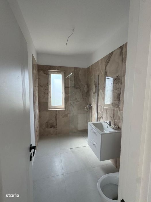 COMISION 0 | Apartamente 2 camere | Etaj 2 | Balcon | Zona Plopi
