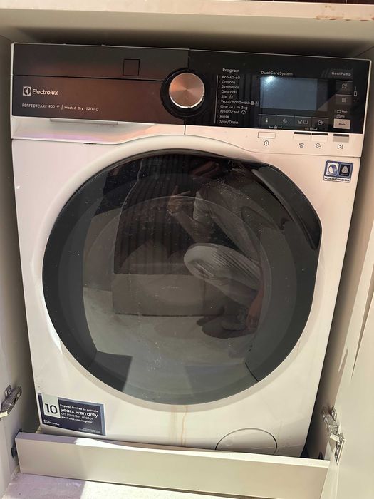 Masina de spalat cu uscator Electrolux perfectcare 900 10/6kg