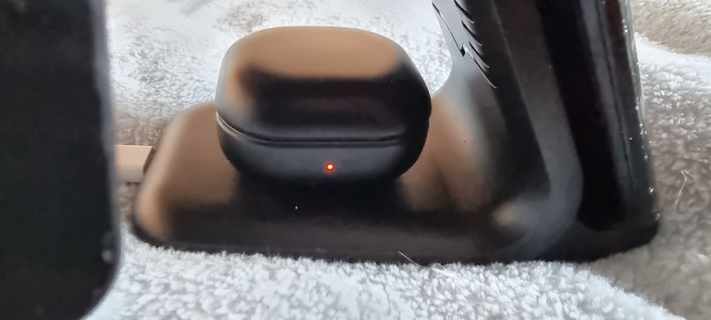 Безжично зарядно, fast wireless charging за Galaxy Watch и Buds