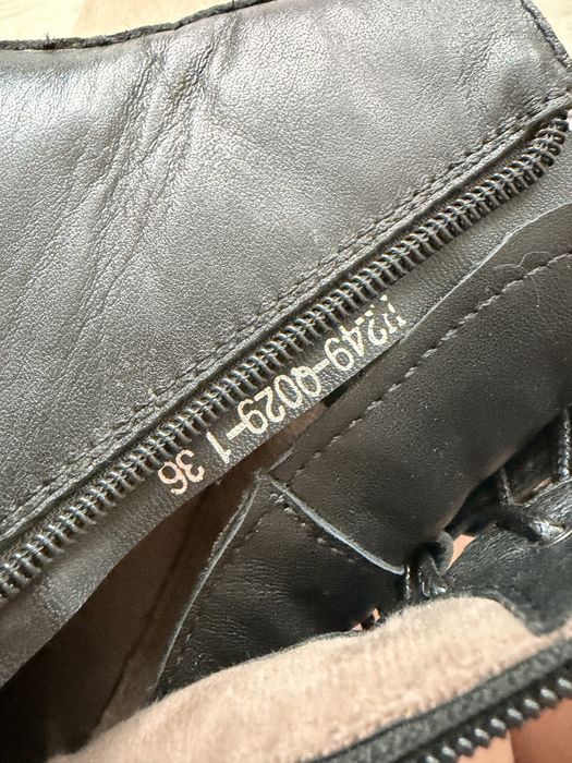 Продам осенние ботинки