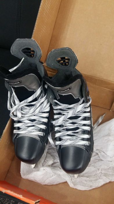 Vand patine Bauer NIKE nr 38.5 noi