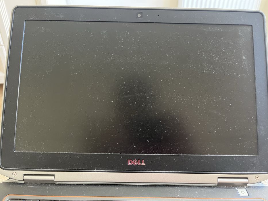 Ноутбук DELL Latitude E6330