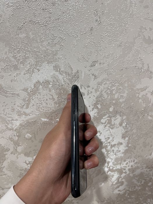 Продам Iphone 11pro