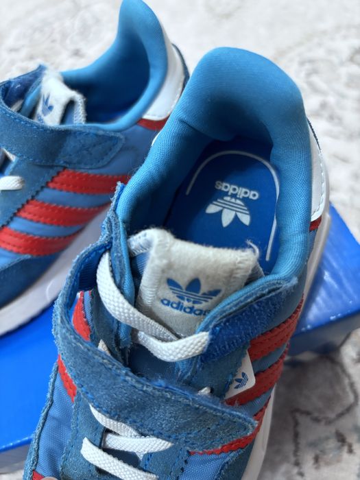 Кроссовки Адидас оригинал