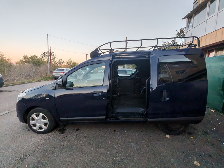 Vând Dacia Dokker