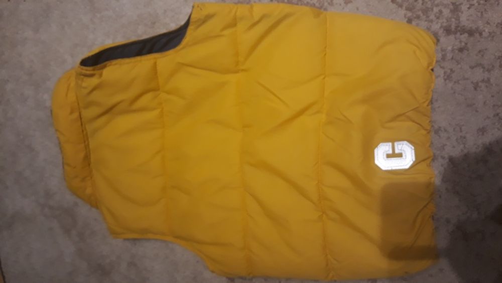 Vestă groasa cu gluga pt copii, marca Tako, 122cm, pt 6-7 ani