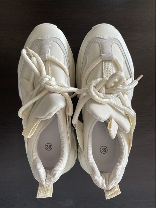 Дамски маратонки