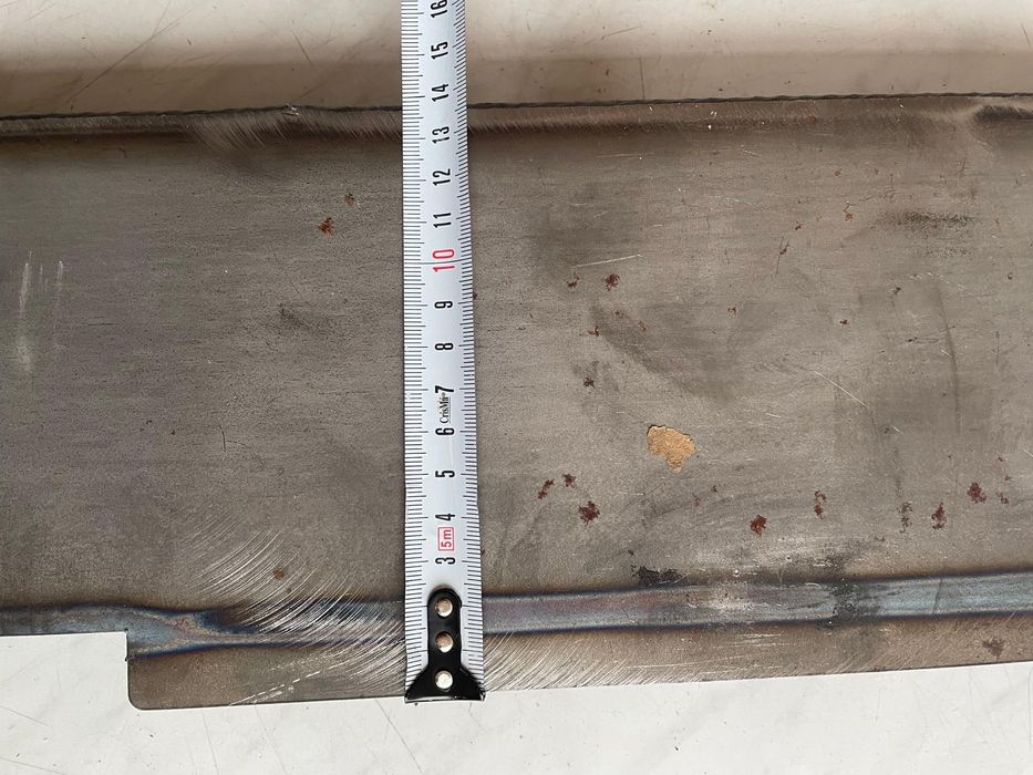 Stalpi obloane spate IVECO 3,5 t