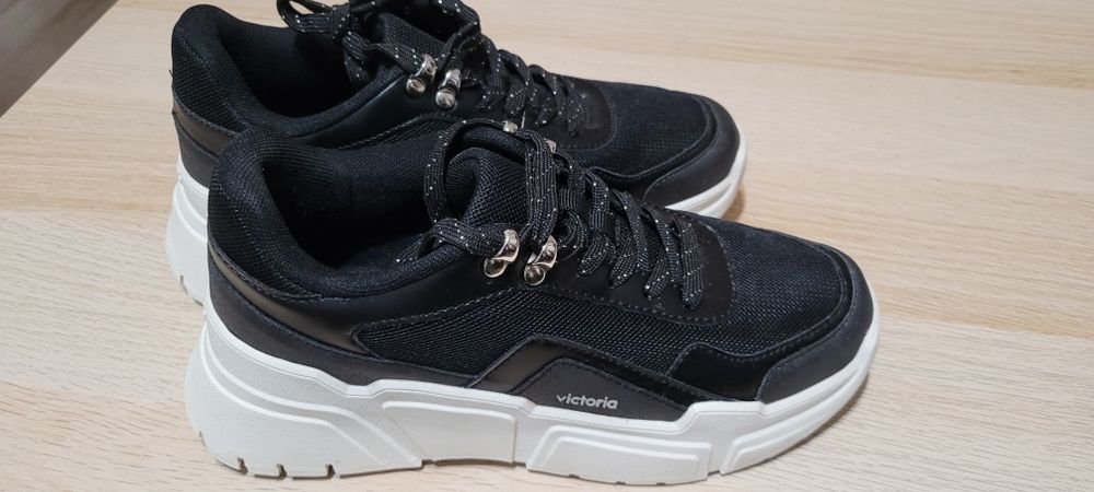 Adidasi Victoria dama