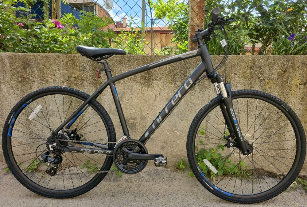 Carrera XL размер 28 цола 24 скорости Като нов с етикет Английски Алуминиев велосипед