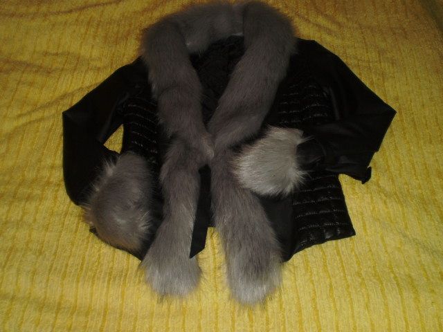 черно кожено дамско яке