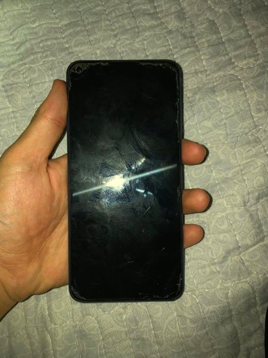 Redmi note 9 128GB ekran almashgan holati yaxshi  700.000 ming som
