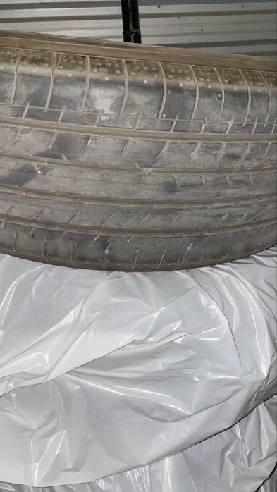 215 55 R17 летний шина камри
