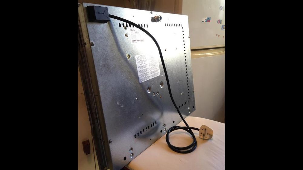 Miele plită pe gaz.