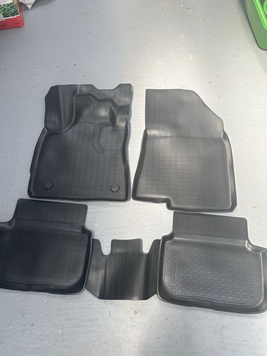 Preșuri-Covorase interior Logan 3-Sandero 3 stil tavita