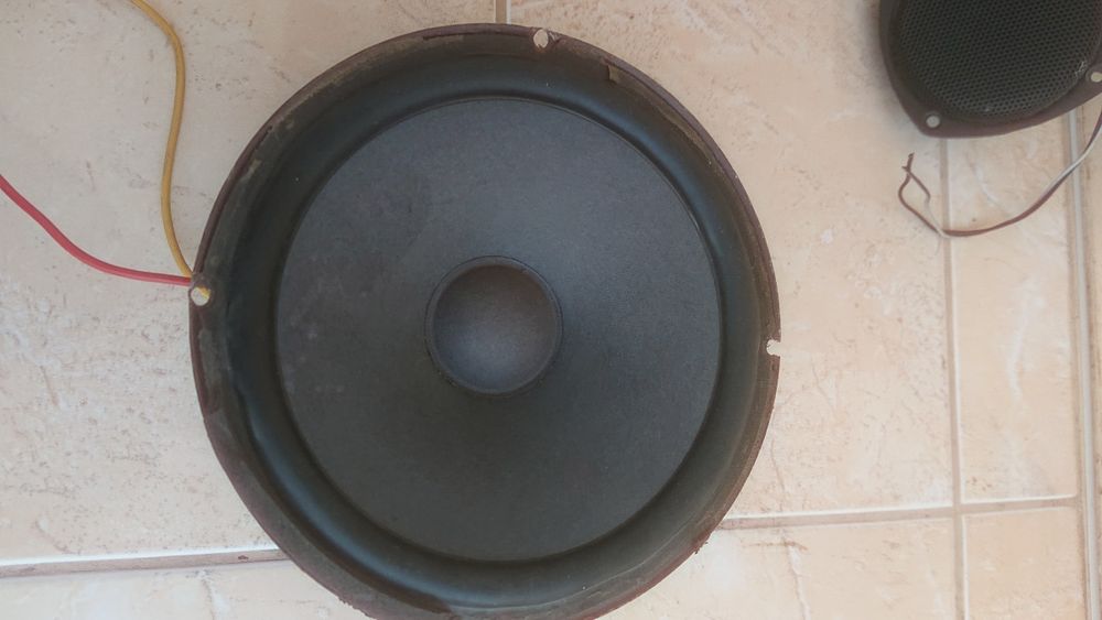 Ниско Честотни Говорители и пищялки