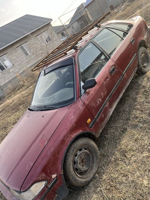 продается по запчастям карина 2