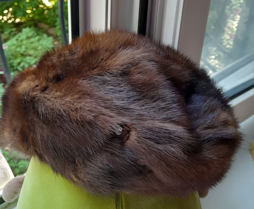 Шапки-берет норковые дамские