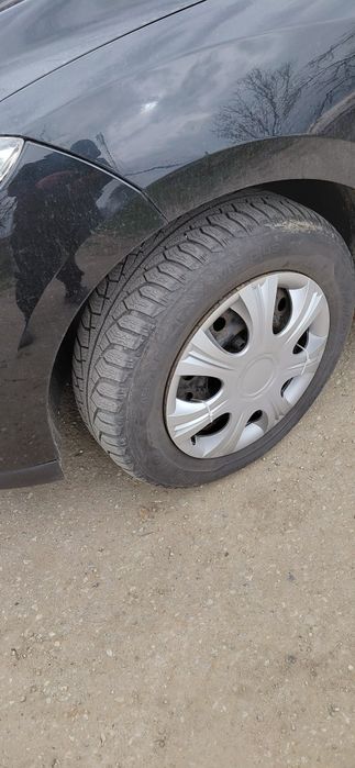 Jante  Renault megan 3. 195/65-15 cu cauciucuri de iarna  +