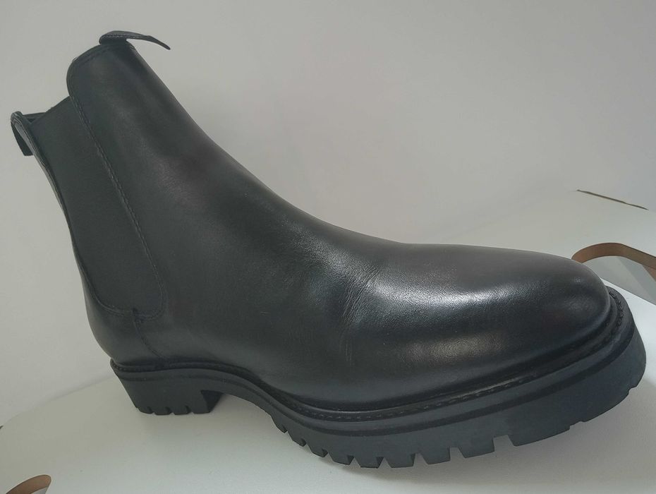 Ghete chelsea 42 42.5 43 plain toe ZIGN London piele moale NOU