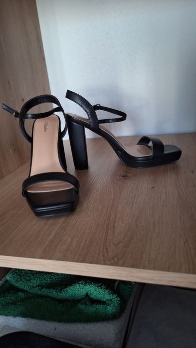 Sandale dama marimea 38