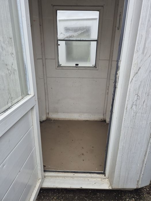 De vanzare cuseta paza