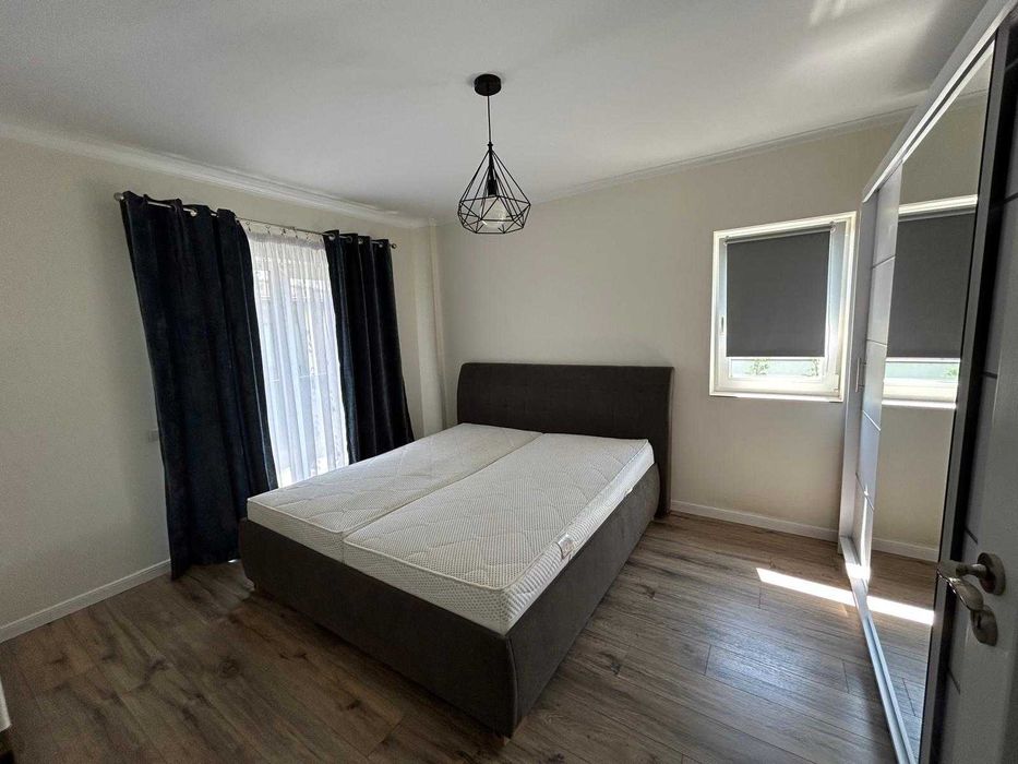 apartament de inchiriat