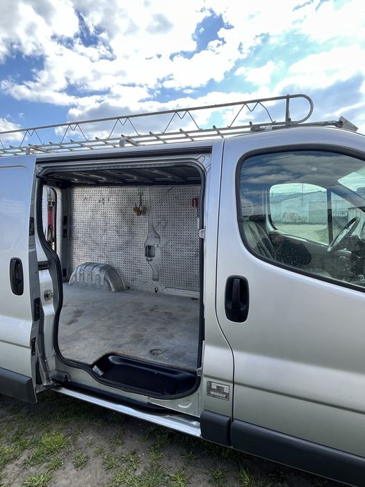 Vand Opel Vivaro 2.0 euro 5