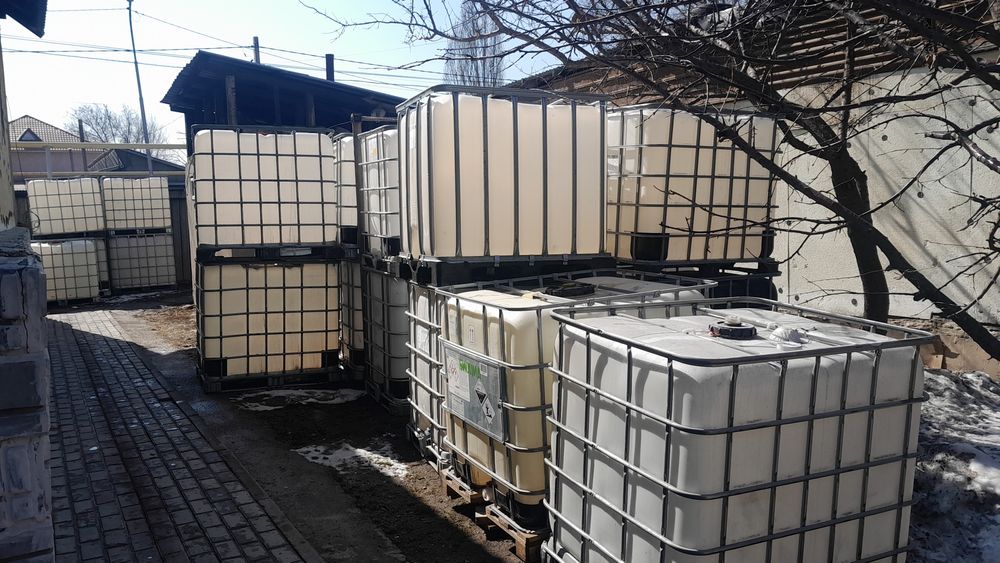 Еврокуб 1000 л. Металл поддоне