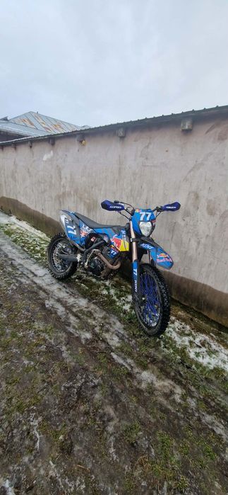 Cross 250 cc. 4t