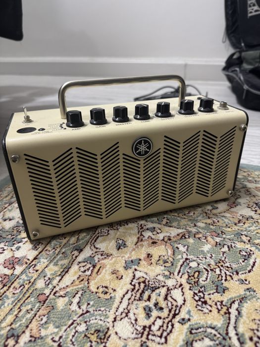 комбик (усилитель для электрогитары) yamaha thr5 10-watt  2x3