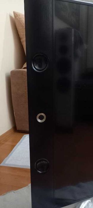 Продам огромный телевизор