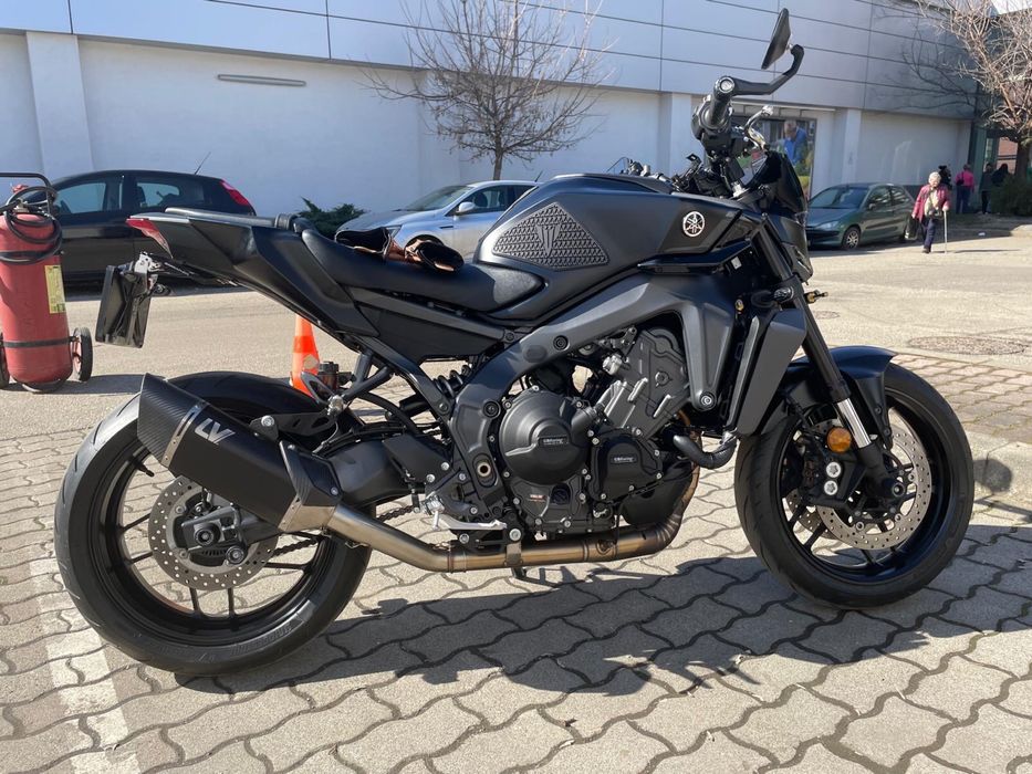 Yamaha MT-09 2025 Leo Vince