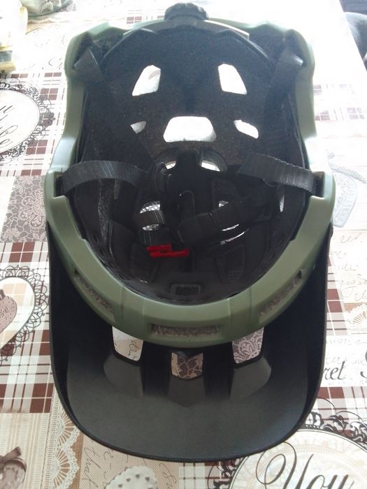 Детско-юнушеска  каска