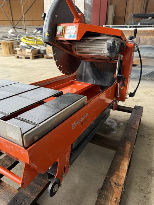 HUSQVARNA CONSTRUCTION TS400F Машина за рязане на строителни материали
