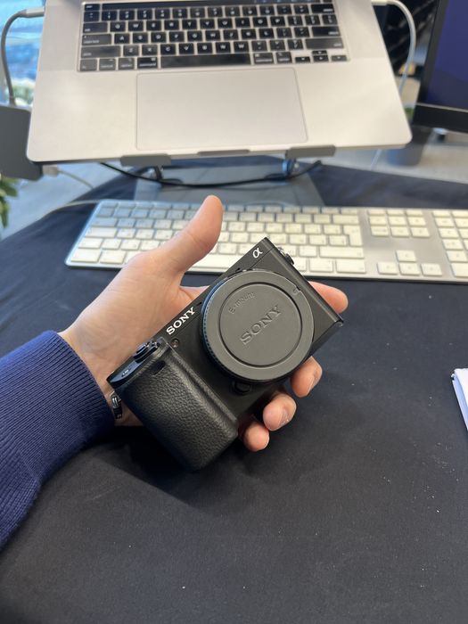 Продам Sony a6400 (BODY) тушка
