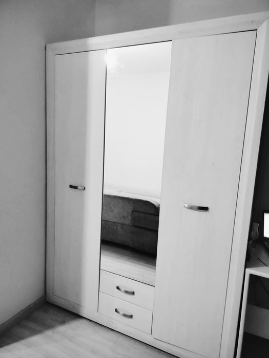 Шкаф платяной белорусский