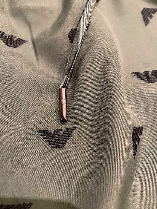 Emporio Armani, ОРИГИНАЛНИ бански, размер: S (с малък дефект)