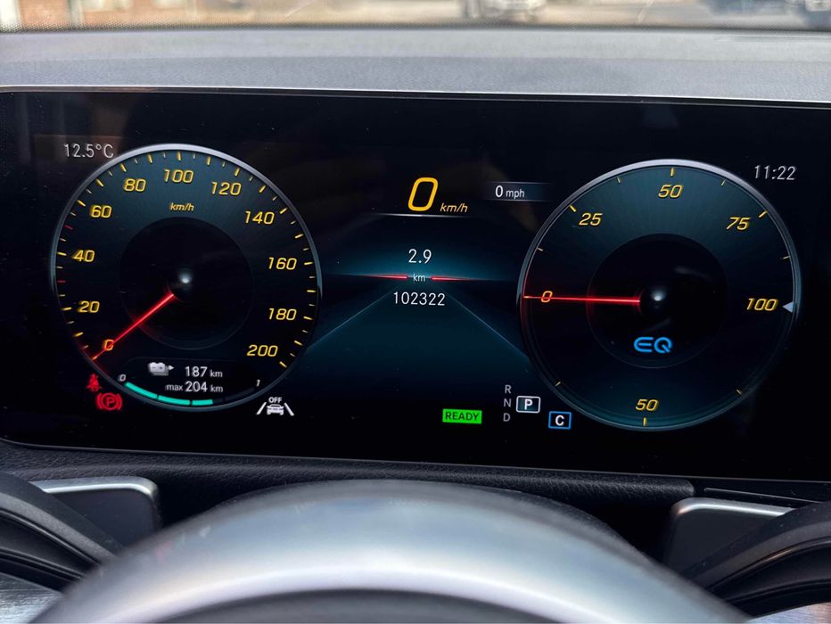 Mercedes-Benz EQB 350 4MATIC AMG електрически SUV