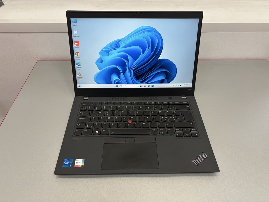 Lenovo ThinkPad T14s Gen2, Core I5-1145G7, SSD 256,RAM 16 GB