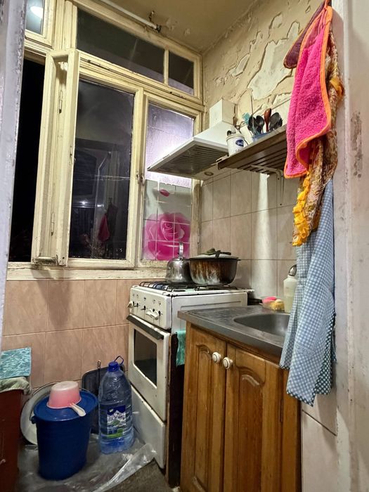 Kvartira sotiladi chilonzor 21 kvartal 2-3/2/4 48 m2