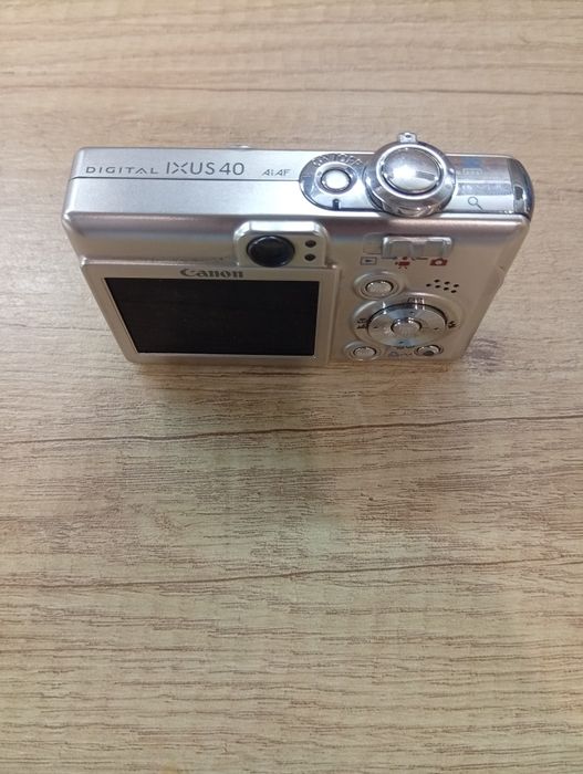 Фотоапарат Канон IXUS 40