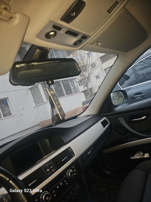 BMW 3 Series 2010